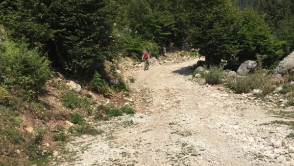 vervloekte bergen
